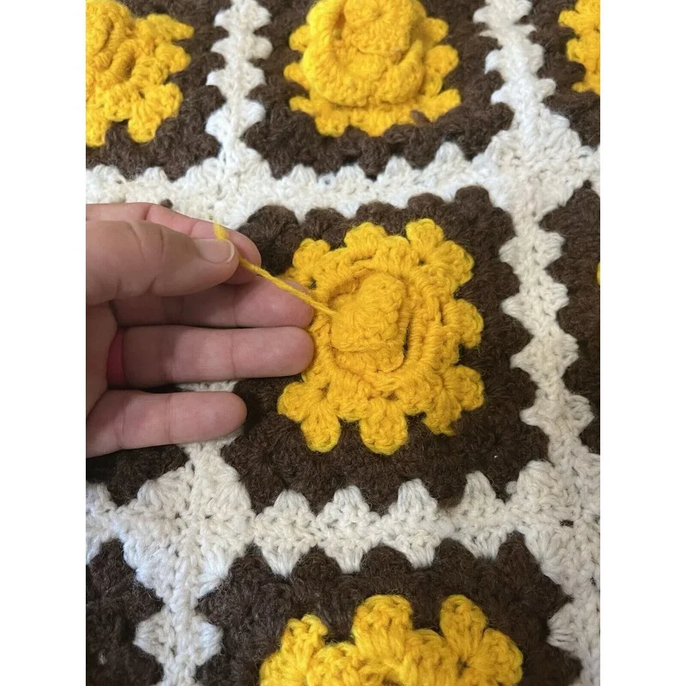 Handmade Crochet‎ Knit Floral Granny Square Blanket Yellow Brown White 55”x42”